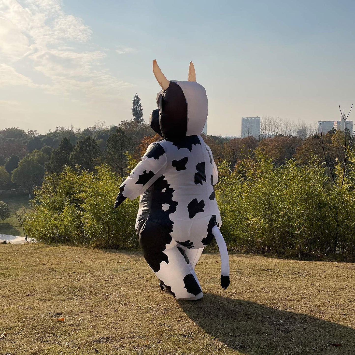 Arokibui Inflatable Cow Costume for Kids Blow up Costume Cosplay Party Festival Halloween Costume Parade Carnival Costume Jumpsuit